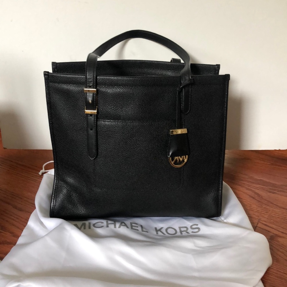 Black Michael Kors leather bag